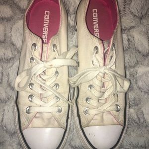 Size 8 Converse